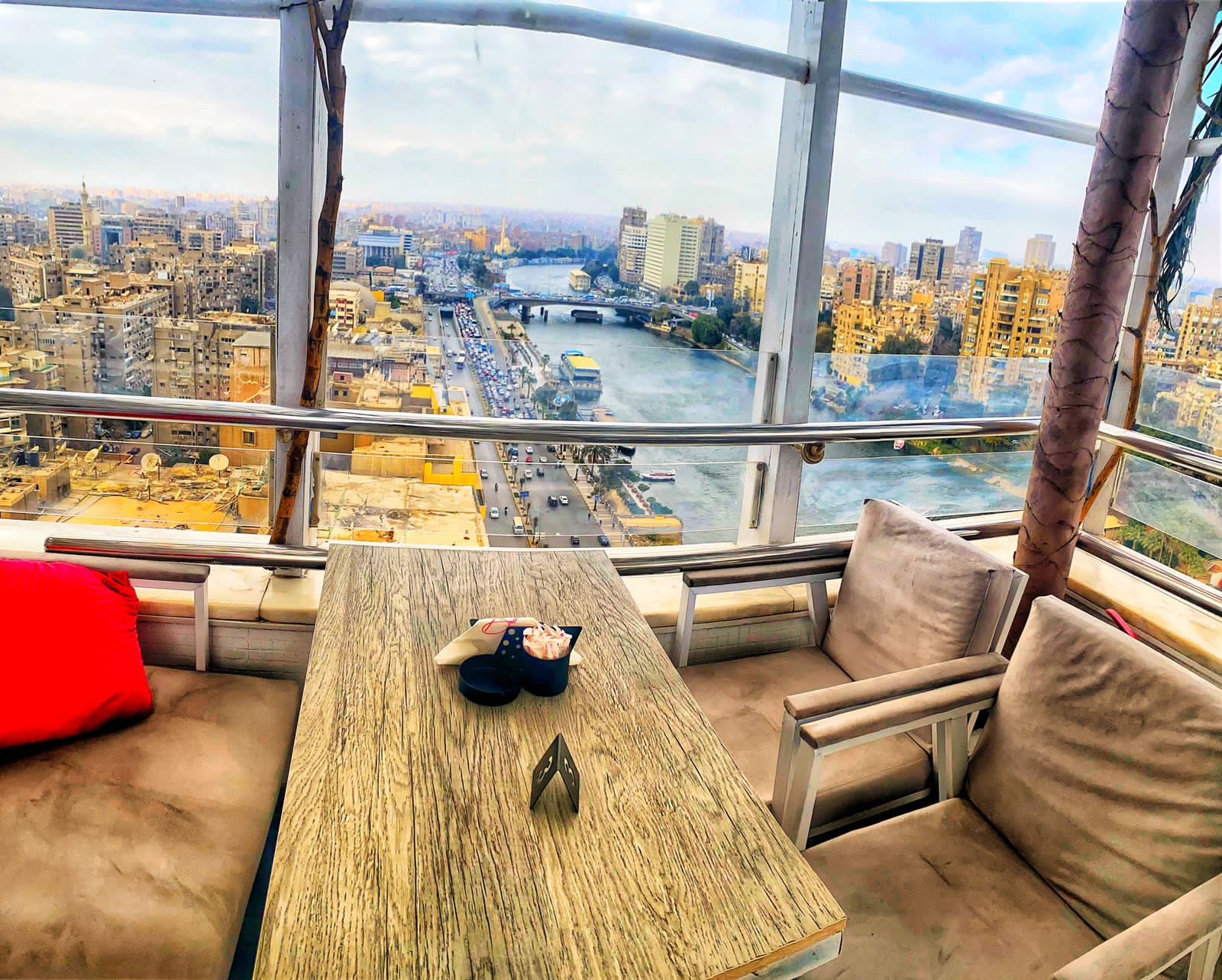 ليه متعملش جلسة مساج  على النيل 