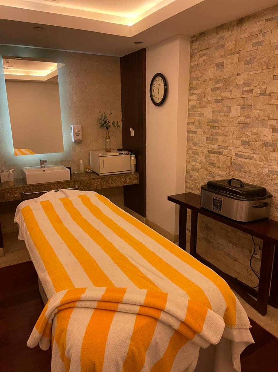 النادي الصحي  بفندق شيرتون القاهره